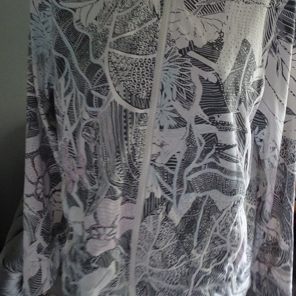 BYLYSE@EASE ZIP UP ATHLETIC JACKET - Picture 2 of 2